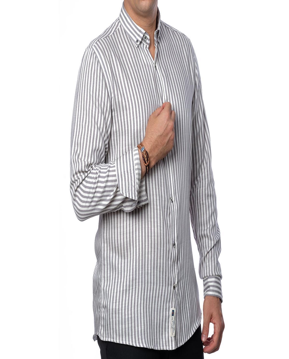 Chemise grise à grandes rayures en coton