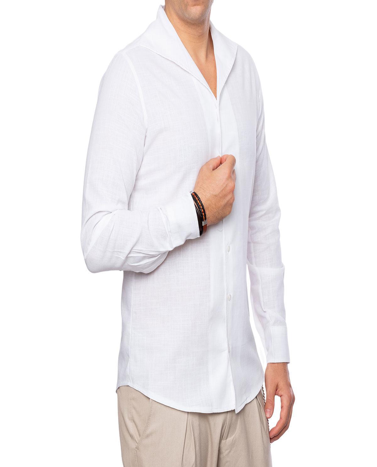 Chemise blanche à col ouvert en lin